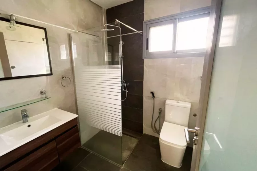 03_Villa à Mamelles, Cité Mbakiyou Faye