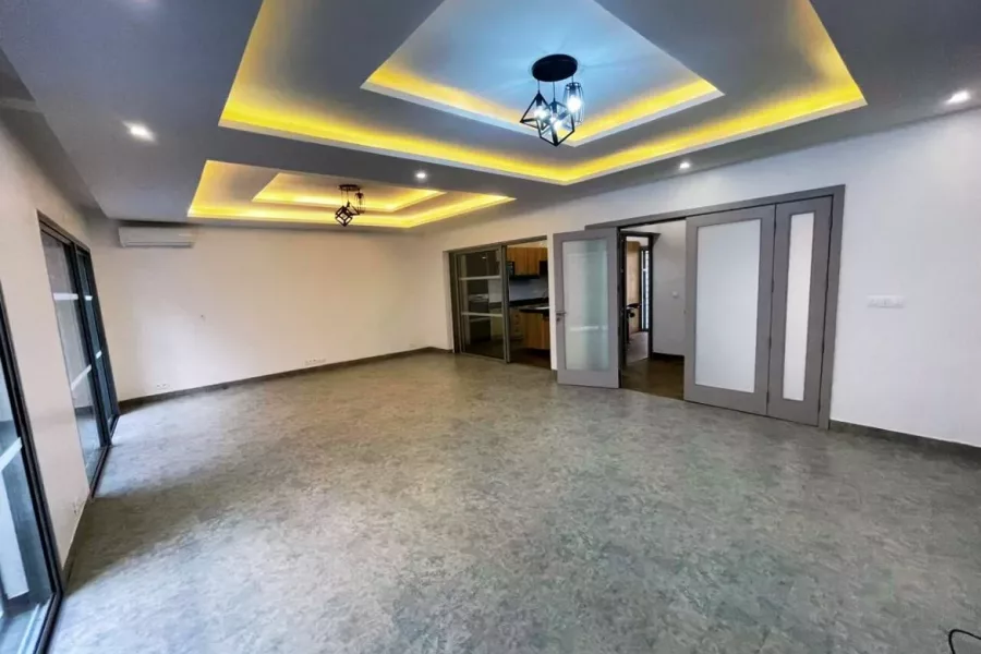 04_Villa à Mamelles, Cité Mbakiyou Faye