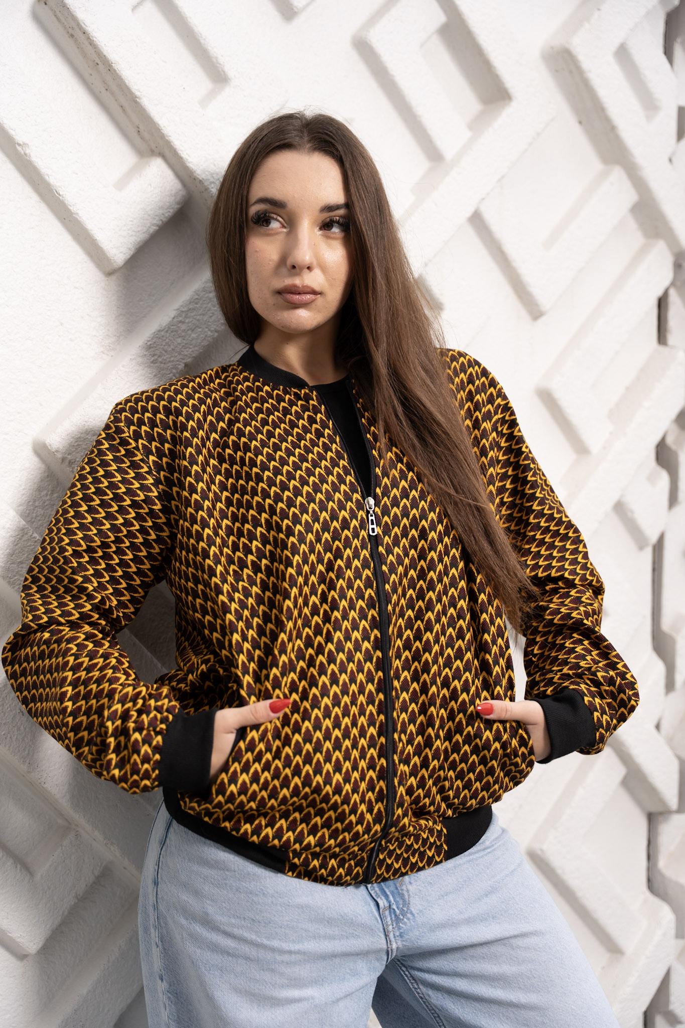 Veste en tissu Kente structurée, coupe contemporaine
